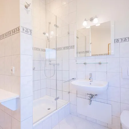 Ferienwohnpark Satteldachhaus Typ 10 Sdr 104 Feriehus Immenstaad am Bodensee