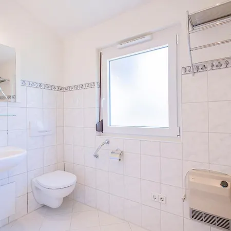 Ferienwohnpark Satteldachhaus Typ 10 Sdr 104 *