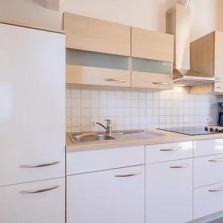 Ferienwohnpark Satteldachhaus Typ 10 Sdr 104 Holiday home Immenstaad am Bodensee